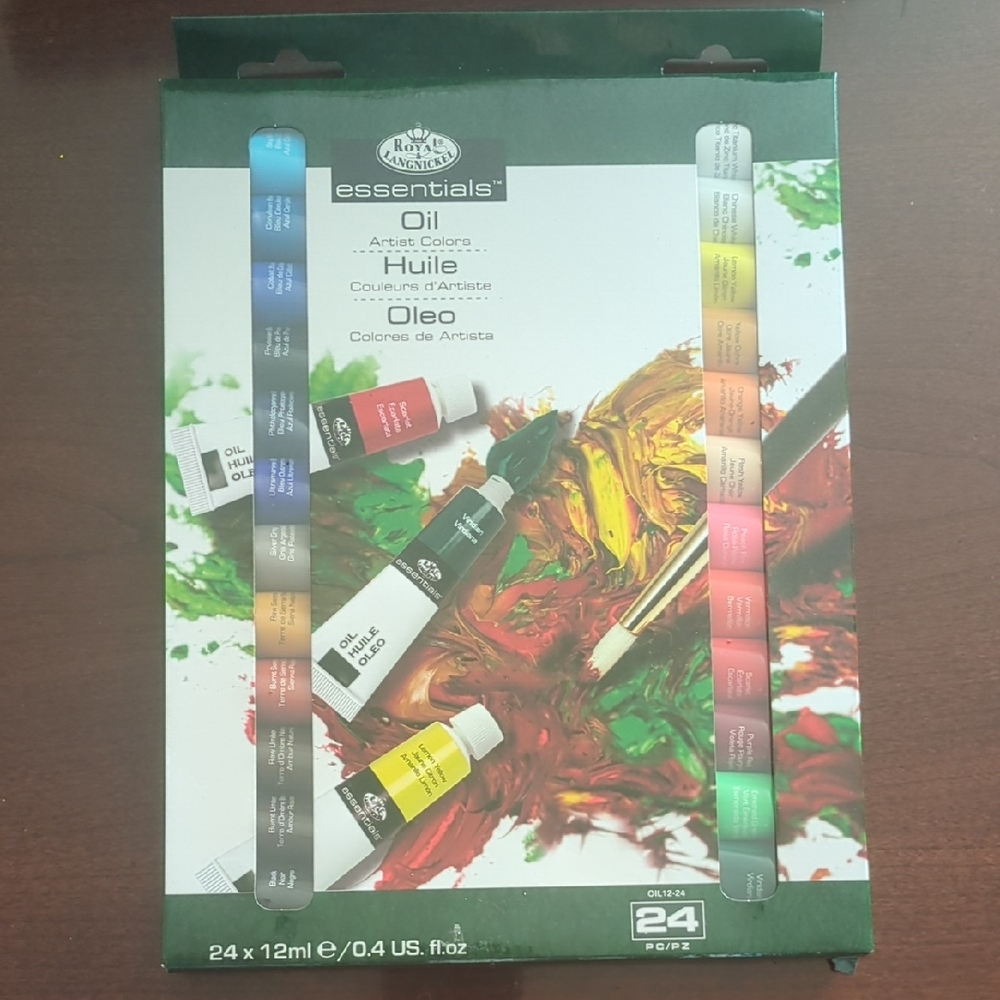 NIB Royal & Langnickel Essentials Oil Paint Set